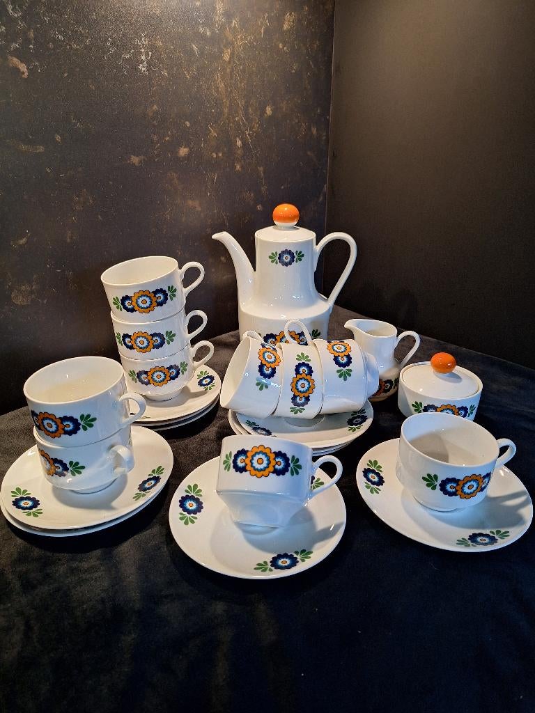 Vintage koffieservies, porselein Bavaria Röslau, Ophalen, Zo goed als nieuw, Porselein, Compleet servies