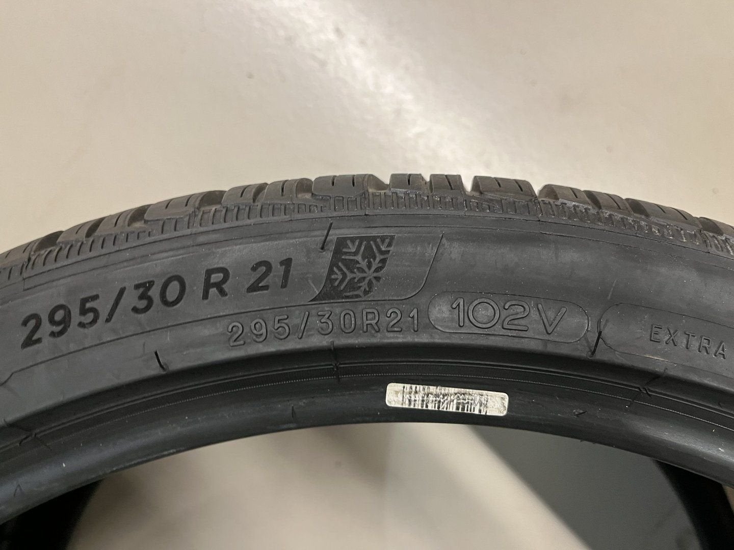 2x Michelin Pilot Alpin 5 winter NO 295-30-21 102v, Auto-onderdelen, Ophalen, Gebruikt, 295 mm, -
