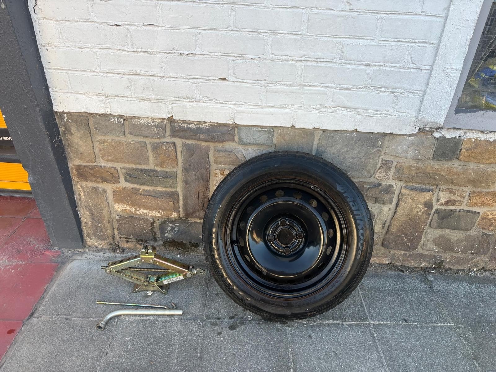Roue de secours Fiat,Opel,(175/65R15) neuf, Enlèvement, Neuf, Lotus