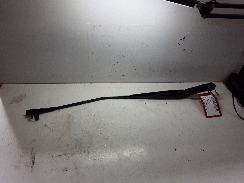 RUITENWISSERARM LINKS VOOR Volkswagen Golf V 4Motion (1K1), Gebruikt, Volkswagen, Mevr. I. Hauben, Rue de l'Espoir 34 34
4030  GRIVEGNÉE, BE