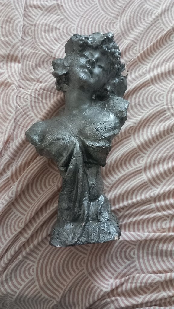 Buste van een vrouwelijke beeldhouwer Richard Aurili, Ophalen of Verzenden, Gemerkt, Vrouw, Buste
