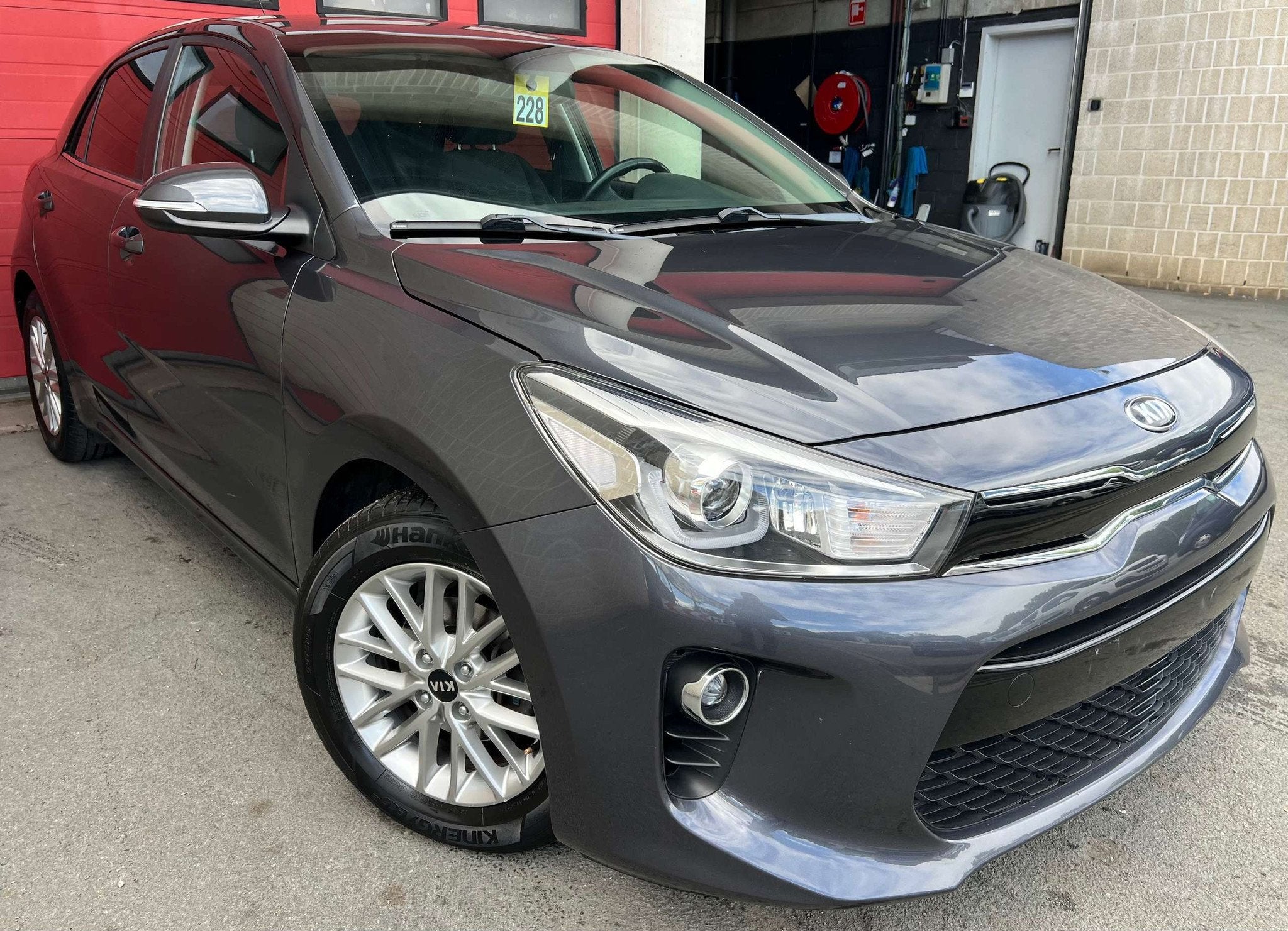 Kia Rio 1.2i Easy + NAVI + CAMÉRA + CAR-PASS (bj 2018), Auto's, Kia, Gebruikt, Euro 6, 4 cilinders, 62 kW