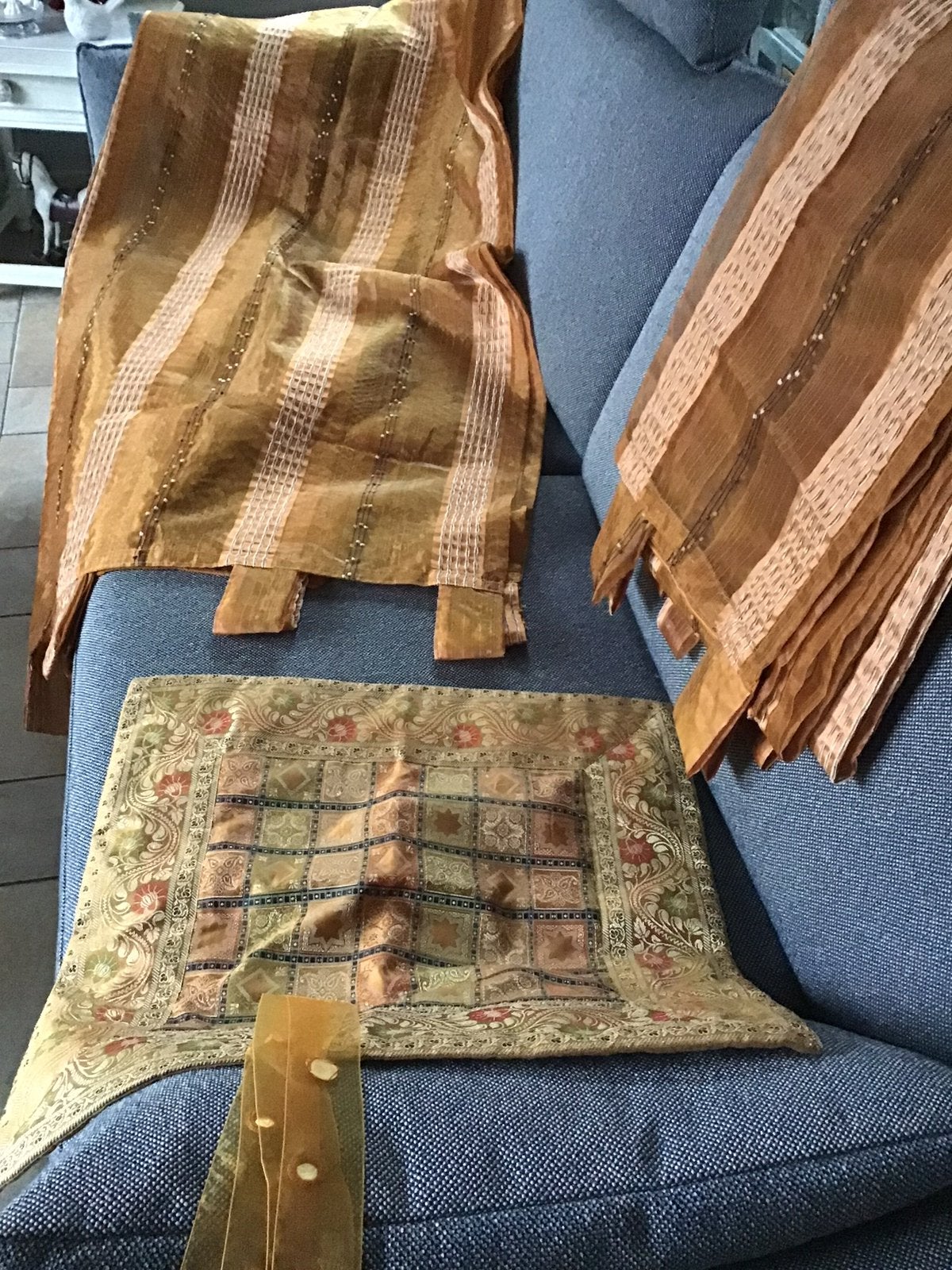 Tentures en voile couleur cuivrée (2 pans) +1 housse coussin, Enlèvement, Comme neuf, Voilage