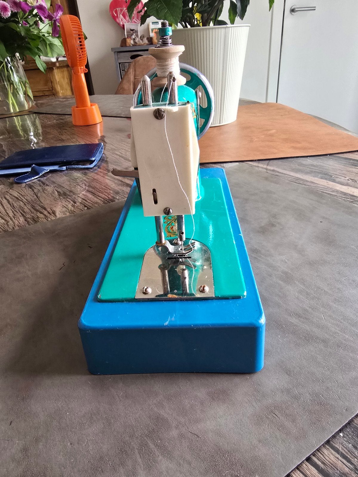 metalen kinder naaimachine, Antiek en Kunst, Antiek | Naaimachines, Ophalen of Verzenden