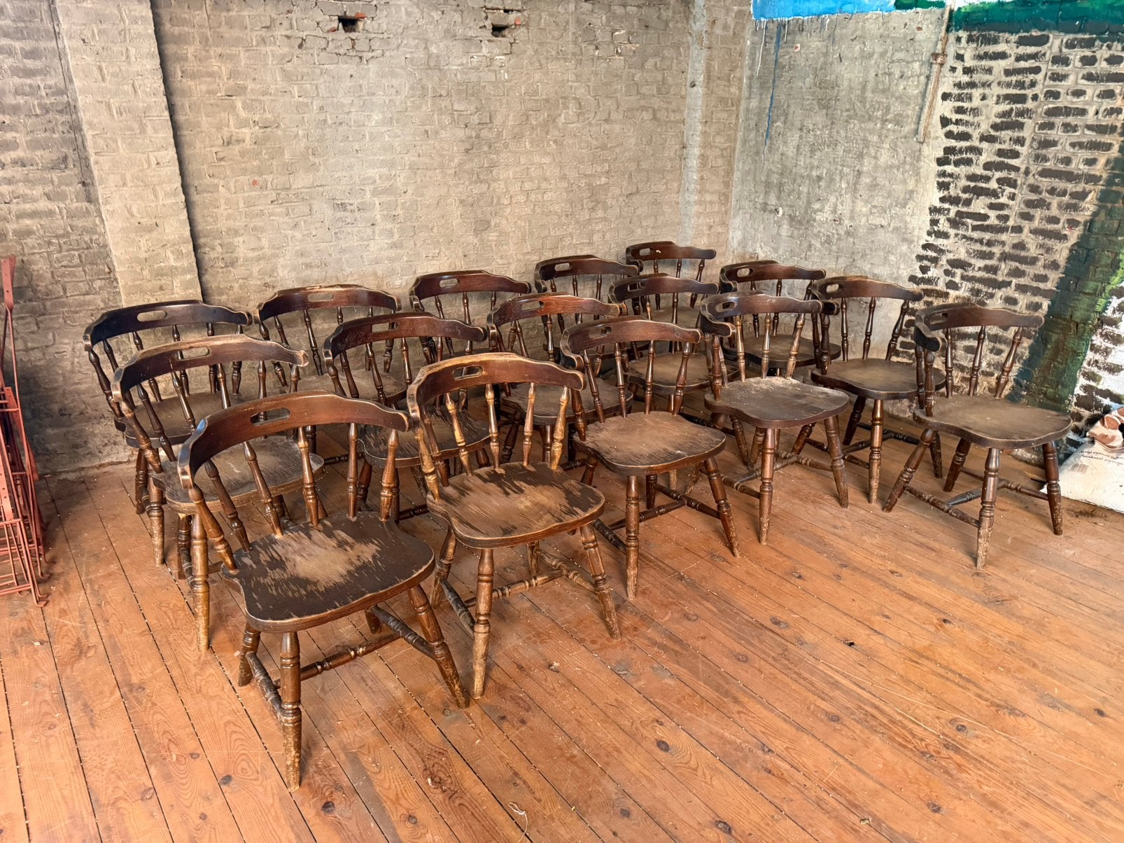 Vintage houten windsor armstoel - captain chair smokers bow, Ophalen, Zo goed als nieuw