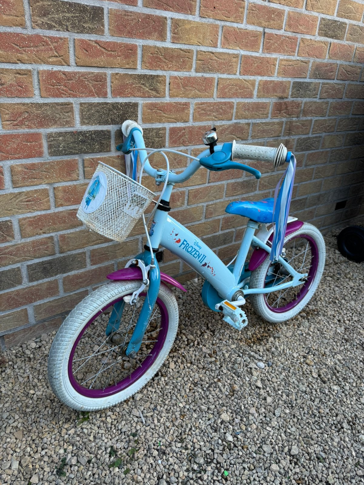 Vélo pour enfants Frozen 16 pouces - en parfait état, Vélos & Vélomoteurs, Enlèvement, Comme neuf, Frein sur jante, 16 pouces