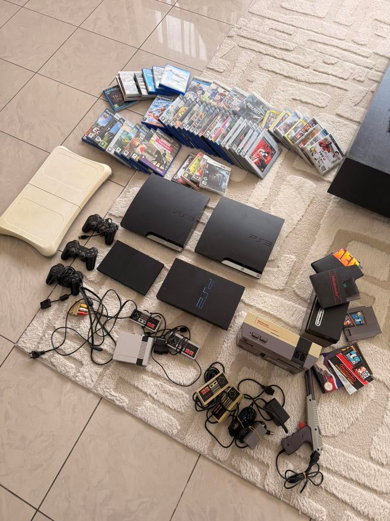 Groot lot game console’s, Enlèvement, Comme neuf