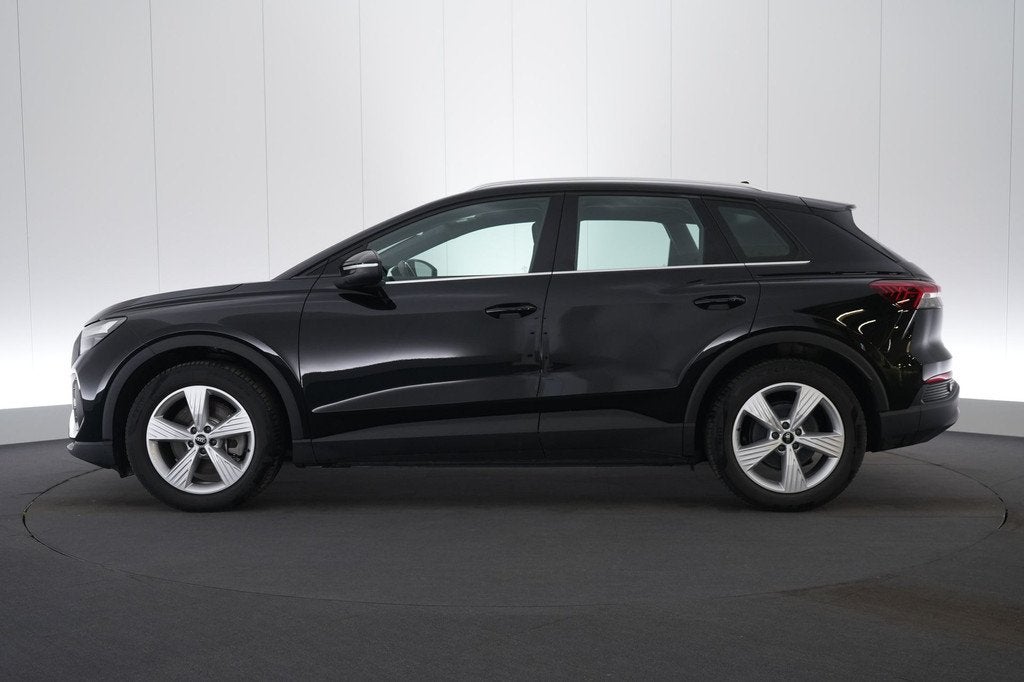 (2EKA137) AUDI Q4 E-TRON, Autos, Audi, Autres modèles, Achat, Entreprise, Carnet d'entretien