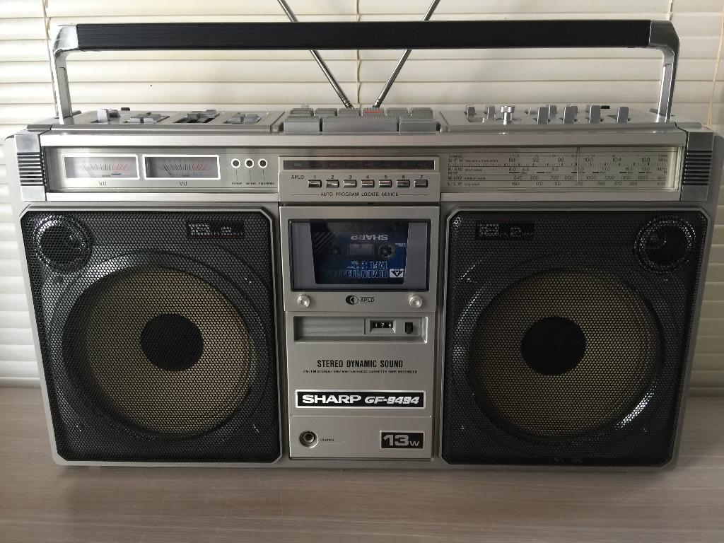 Sharp GF-9494 vintage stereo radio cassette recorder, Ophalen, Radio