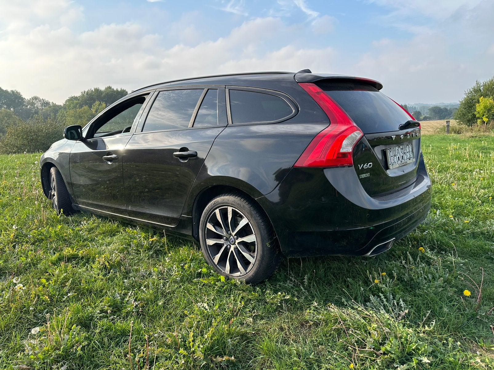 Volvo V60 D2, Autos, Cuir, Achat, Euro 6, Boîte manuelle