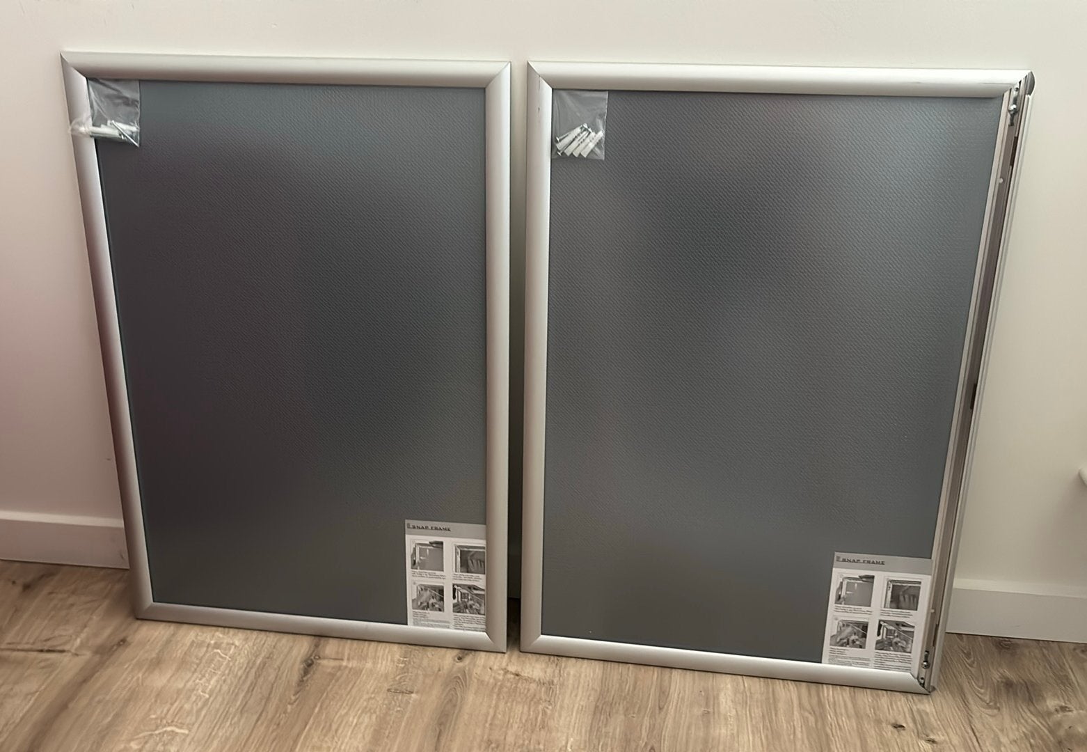 Aluminium Snap frame, Huis en Inrichting, Woonaccessoires | Memoborden, Ophalen of Verzenden, Zo goed als nieuw
