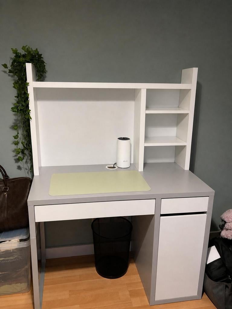 Ikea bureau met bovenstuk, Ophalen, IKEA, Grijs