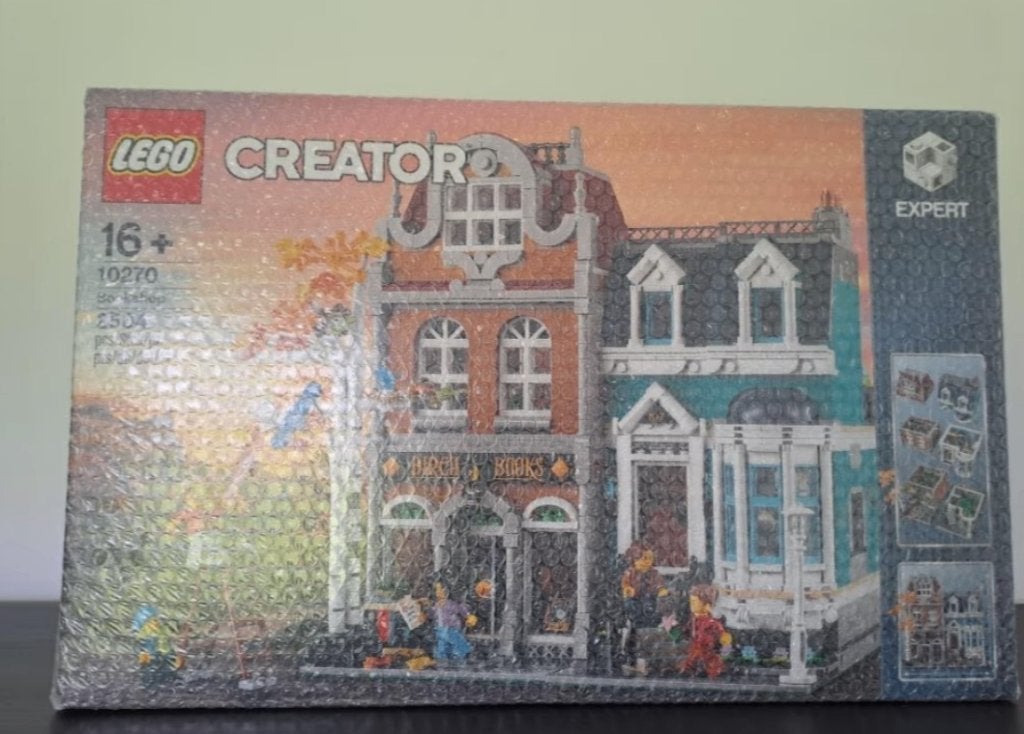 NEW* SEALED* LEGO CREATOR EXPERT BOOKSTORE - 10270, Lego, Nieuw, Ophalen of Verzenden, Compleet