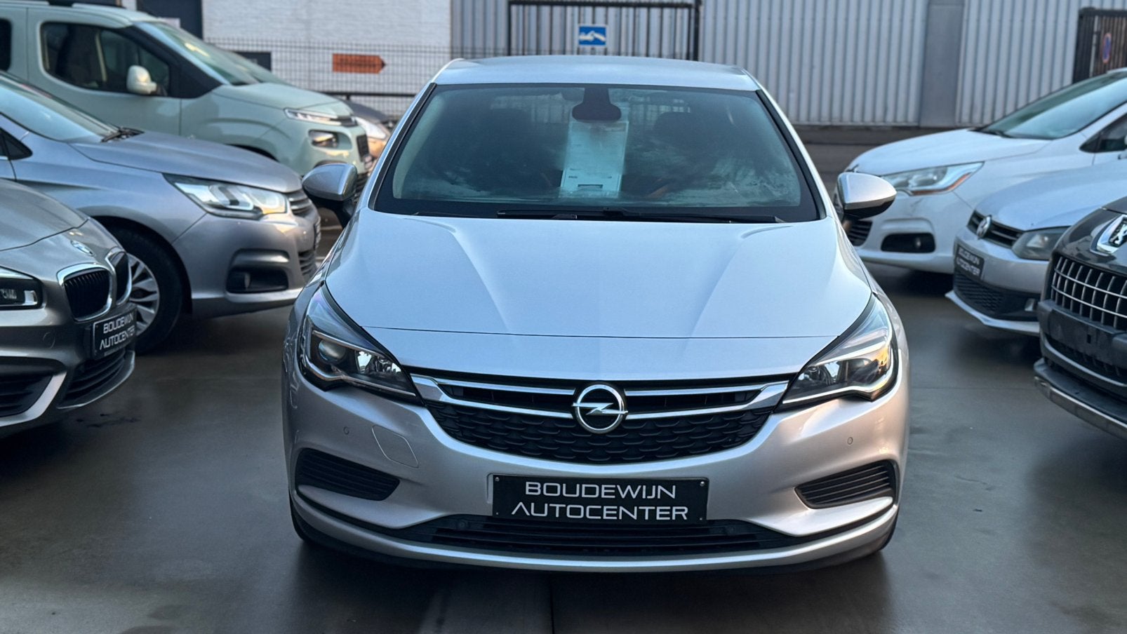 Opel Astra 2019 153.xxxkm 1.0Benzine Topstaat Garantie, Auto's, Voorwielaandrijving, Stof, Zwart, Parkeersensor