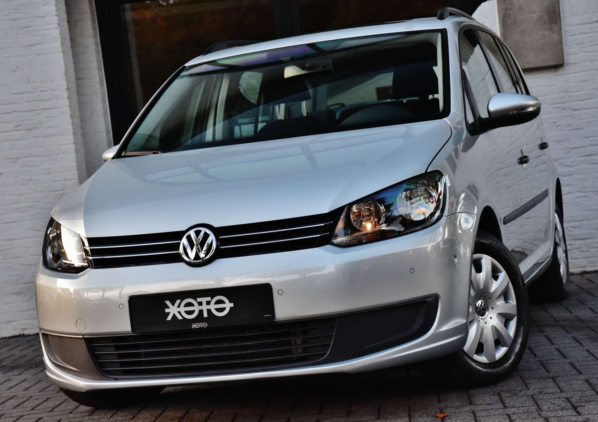 Volkswagen Touran 1.4 TSI DSG TRENDLINE * OPEN ROOF *, Auto's, Volkswagen, Euro 5, Stof, Gebruikt, Zwart