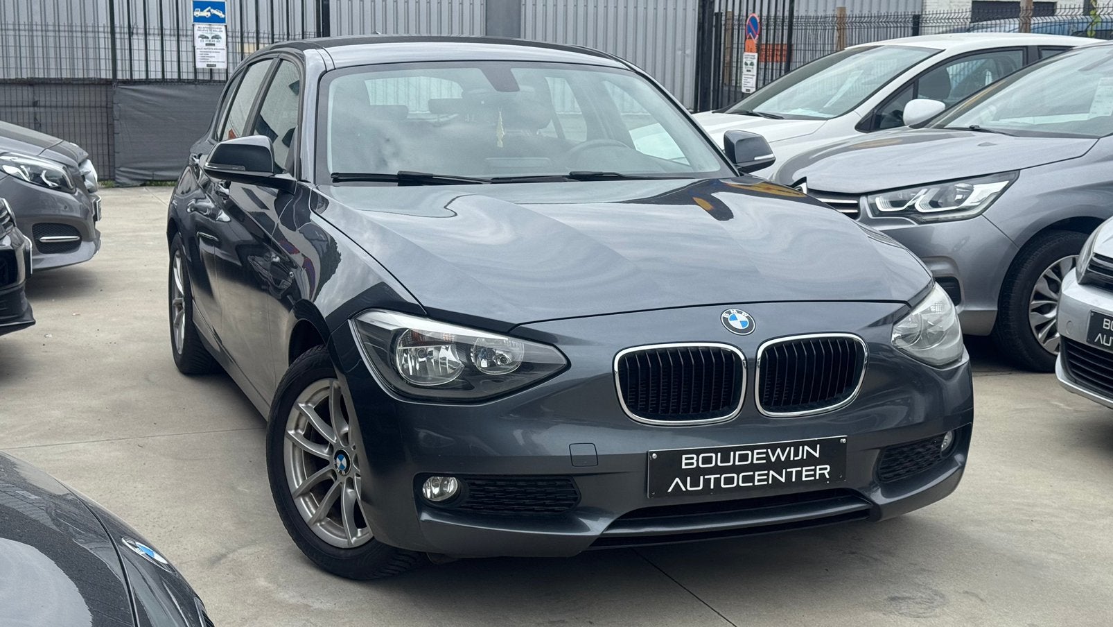 Bmw 1 Serie 1.6Benzine AUTOMAAT 2011 170.xxxkm Topstaat, Autos, BMW, Argent ou Gris, Achat, Entreprise, Carnet d'entretien