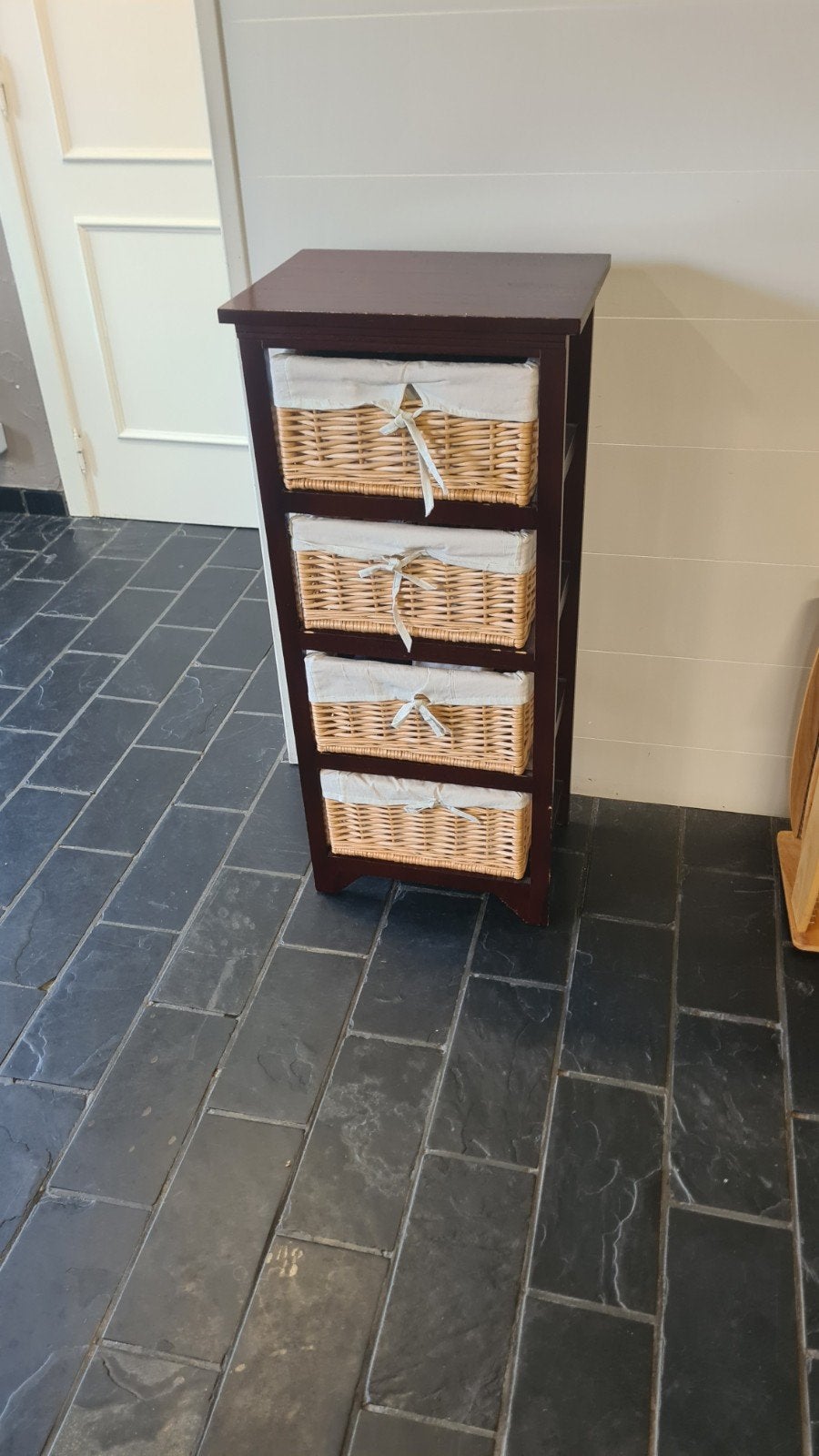 Différents supports de chambre., Maison & Meubles, Armoires | Commodes, Enlèvement