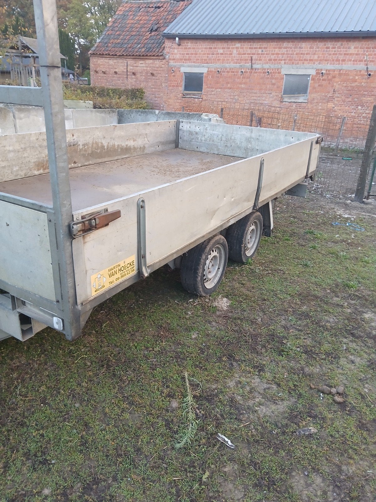 2 aanhangwagens . beide 3.5 ton.niet meer gekeurd., Auto diversen, Ophalen