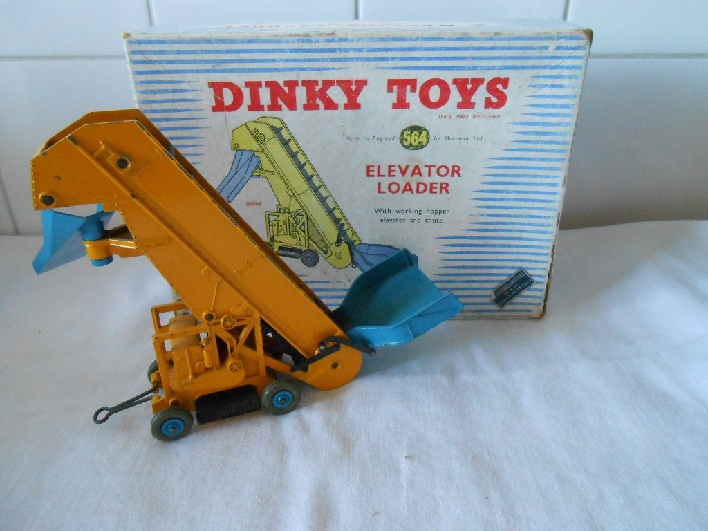 Dinky Toys nr 564 Elevator Loader, Ophalen of Verzenden, Zo goed als nieuw, Tractor of Landbouw, Dinky Toys