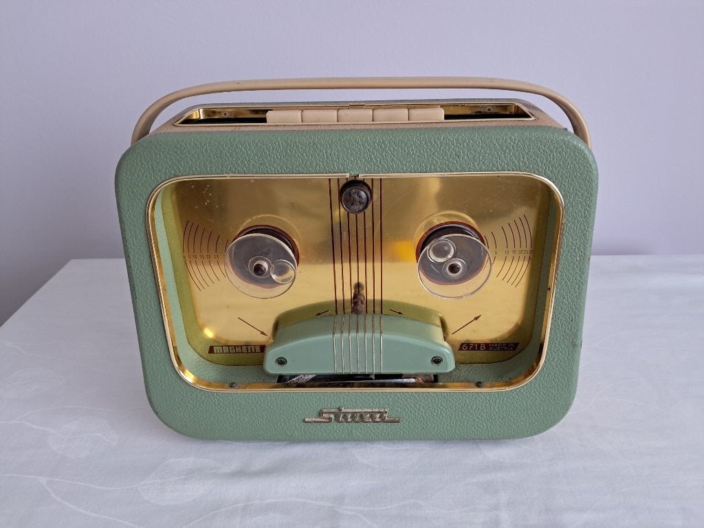 magnétoscope à bandes Stuzzi Magnette 671B vintage, TV, Hi-fi & Vidéo, Lecteurs vidéo, Enlèvement ou Envoi, Ne fonctionne pas