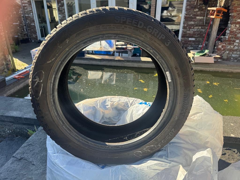 4 Pneus Hiver 205/55R17, Autos : Pièces & Accessoires, Pneus & Jantes, Neuf, Pneus hiver, Véhicule de tourisme, 205 mm