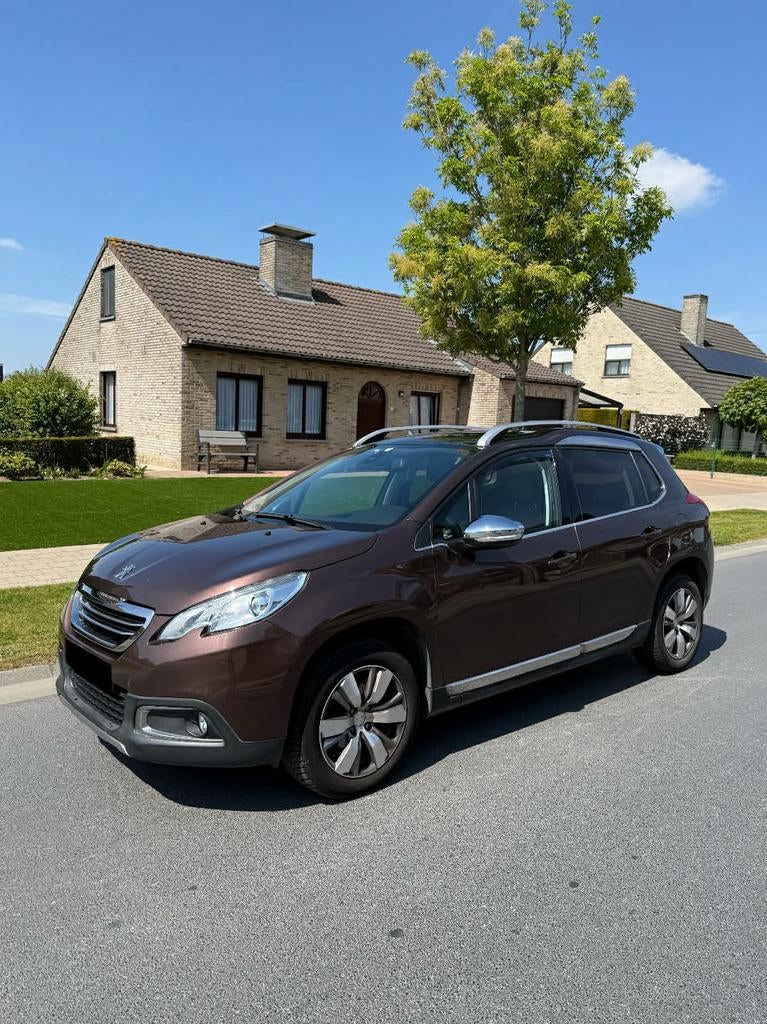 Peugeot 2008 benzine 1.2 Automaat euro 5B uit 2014 met 160.0, Autos, Peugeot, Particulier, Ordinateur de bord, Air conditionné automatique