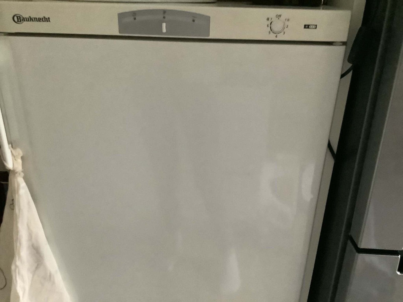 Bauknecht staande diepvries met 6 vakken, Zo goed als nieuw, 140 tot 160 cm, Ophalen, Vrieskast