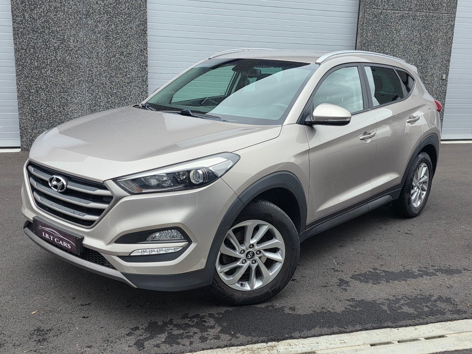 HYUNDAI TUCSON 1.6 GDI BENZINE  EERSTE EIGENAAR, Auto's, Voorwielaandrijving, Dealer onderhouden, https://public.car-pass.be/vhr/639d7587-2189-490b-ab5a-3aedc4f48663