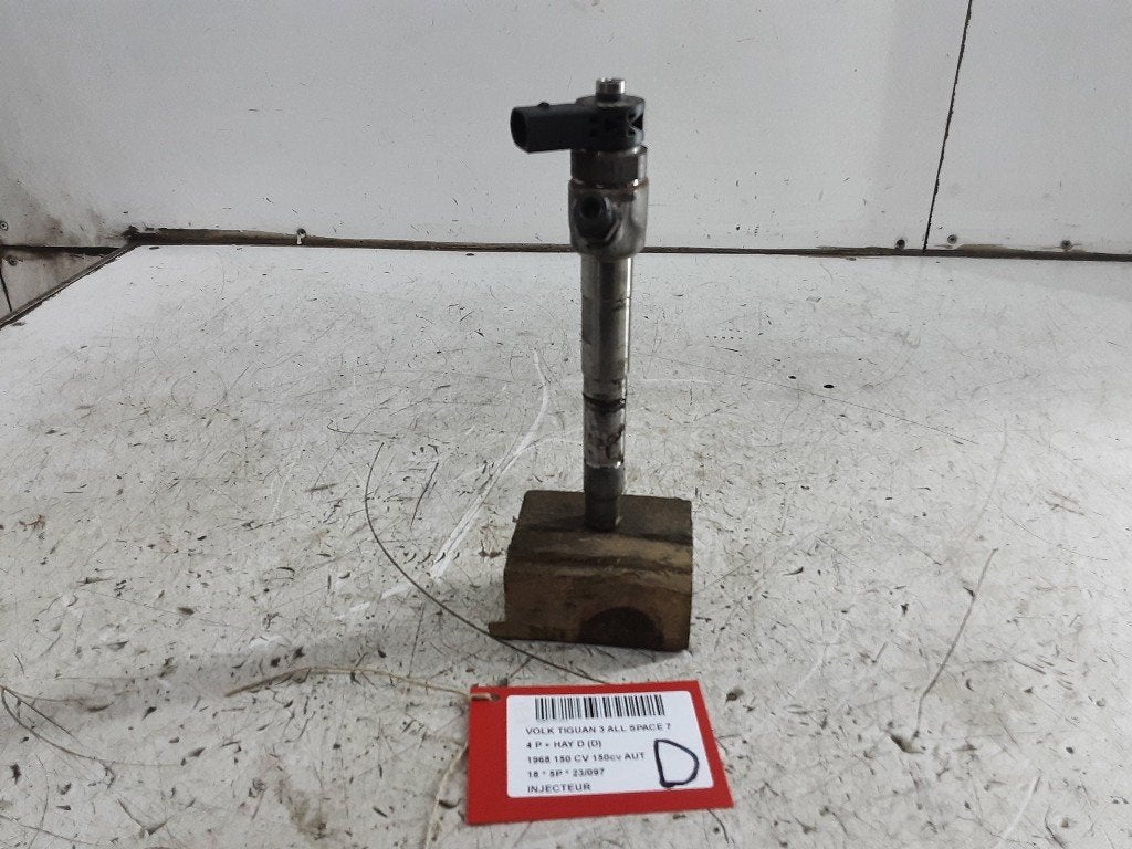 INJECTEUR Volkswagen Tiguan Allspace (BW2) (04L130277AC), Autos : Pièces & Accessoires, Volkswagen, Mevr. I. Hauben, Utilisé, Rue de l'Espoir 34 34
4030  GRIVEGNÉE, BE