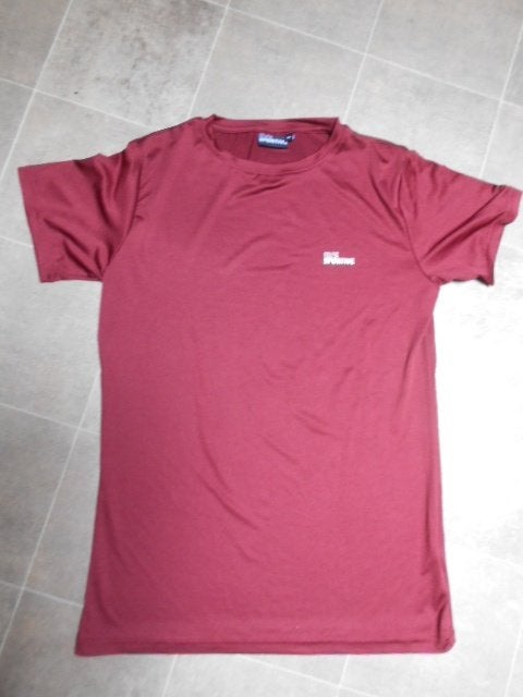 Nouveau t-shirt de sport/Taille M, Enlèvement ou Envoi, Neuf, Taille 48/50 (M), Rouge