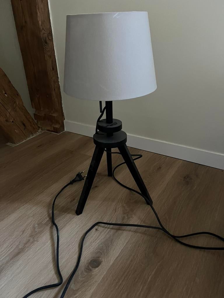Lamp, Ophalen, Zo goed als nieuw