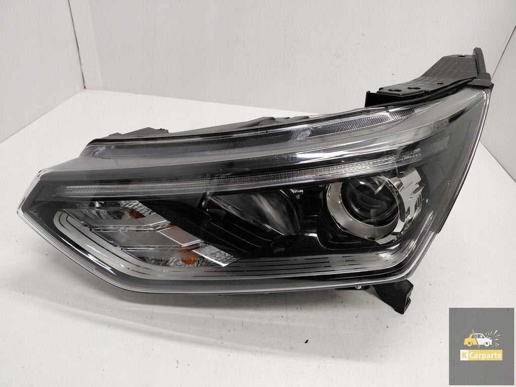 8310137101, Lentille LED gauche pour lampe SsangYong Korando, Info@kg-mobility.com, KG Mobility Corporation, Utilisé, SsangYong