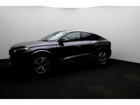 Audi Q6 Sportback e-tron Audi Q6 Sportback Corporate S e-tro, Argent ou Gris, Achat, Capteur de stationnement, Automatique