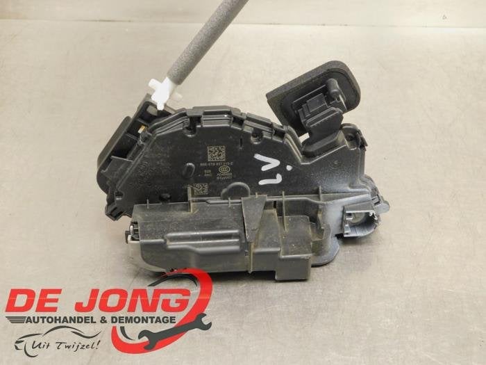 Serrure portière mécanique 4portes avant gauche d'un Volks, Autos : Pièces & Accessoires, Volkswagen, -, 3 mois de garantie, Utilisé