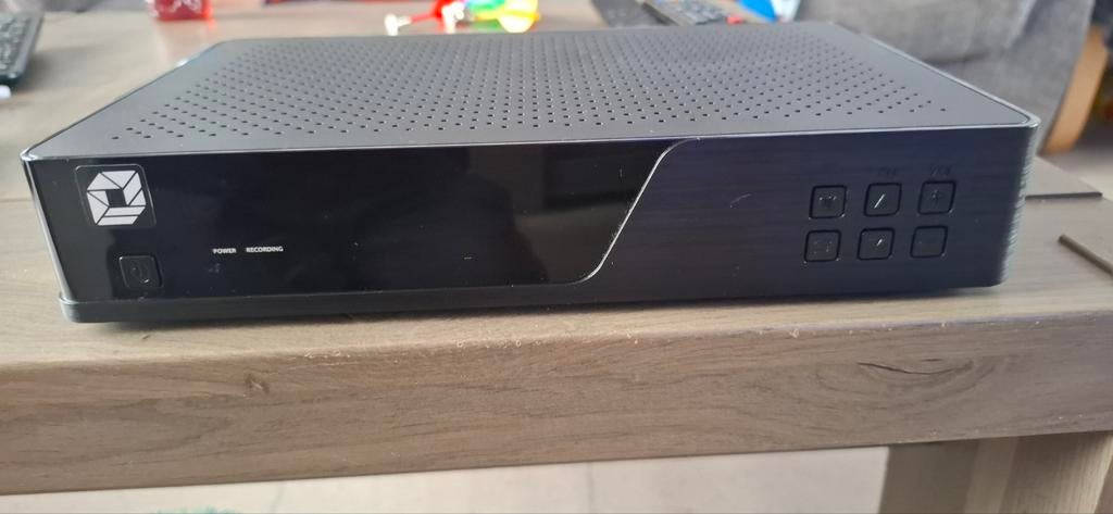Schotelantenne TV vlaanderen, Ophalen, Zo goed als nieuw, (Schotel)antenne, Overige merken