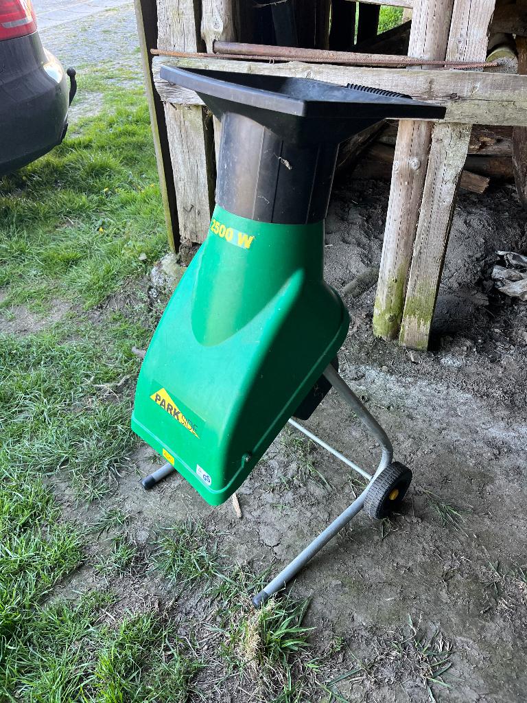 Broyeur Parkside 2500 w, Enlèvement