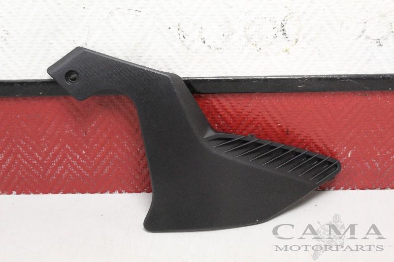 AFDEKKAP FRAME RECHTS Honda VFR 1200 F (VFR1200 + DCT), Motoren, Onderdelen | Honda, Dhr. S. di Majo, Gebruikt, Info@cama-motorparts.nl