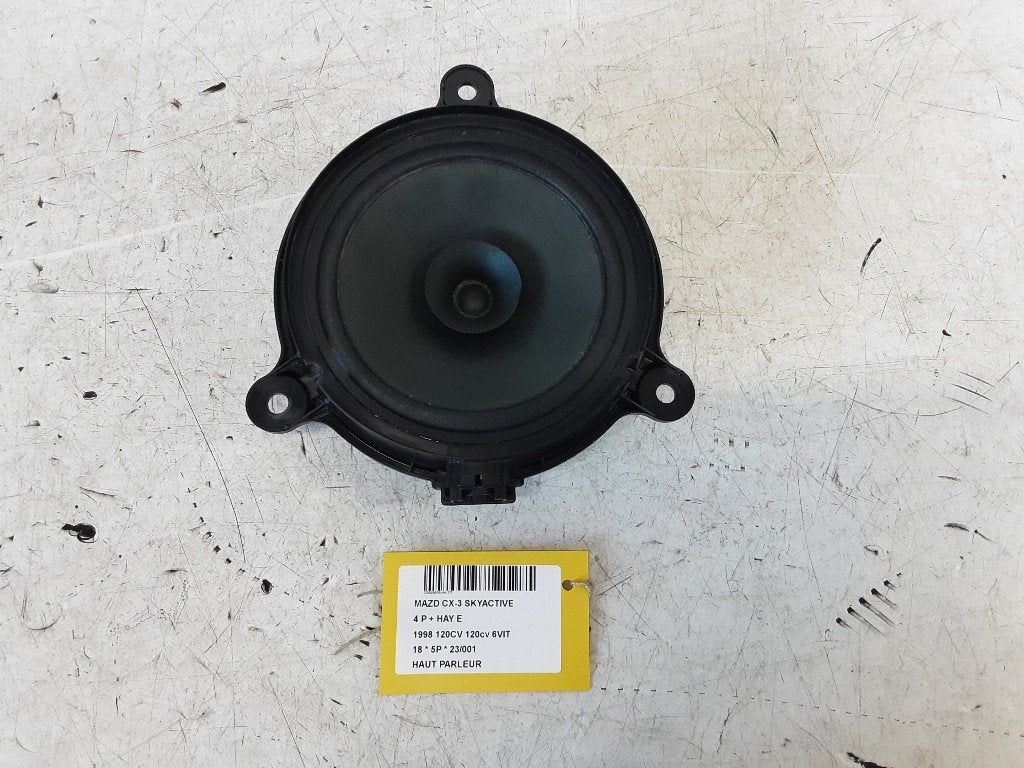 HAUT PARLEUR / ENCEINTE Mazda CX-3 (DJ / DK), Hitdorfer Straße 73
51371  Leverkusen, DE, Mazda, Utilisé, Info@mazda.de