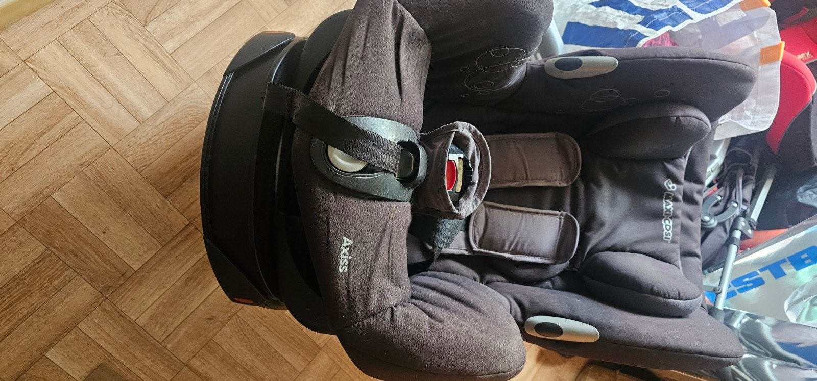 maxi cosi, Enlèvement