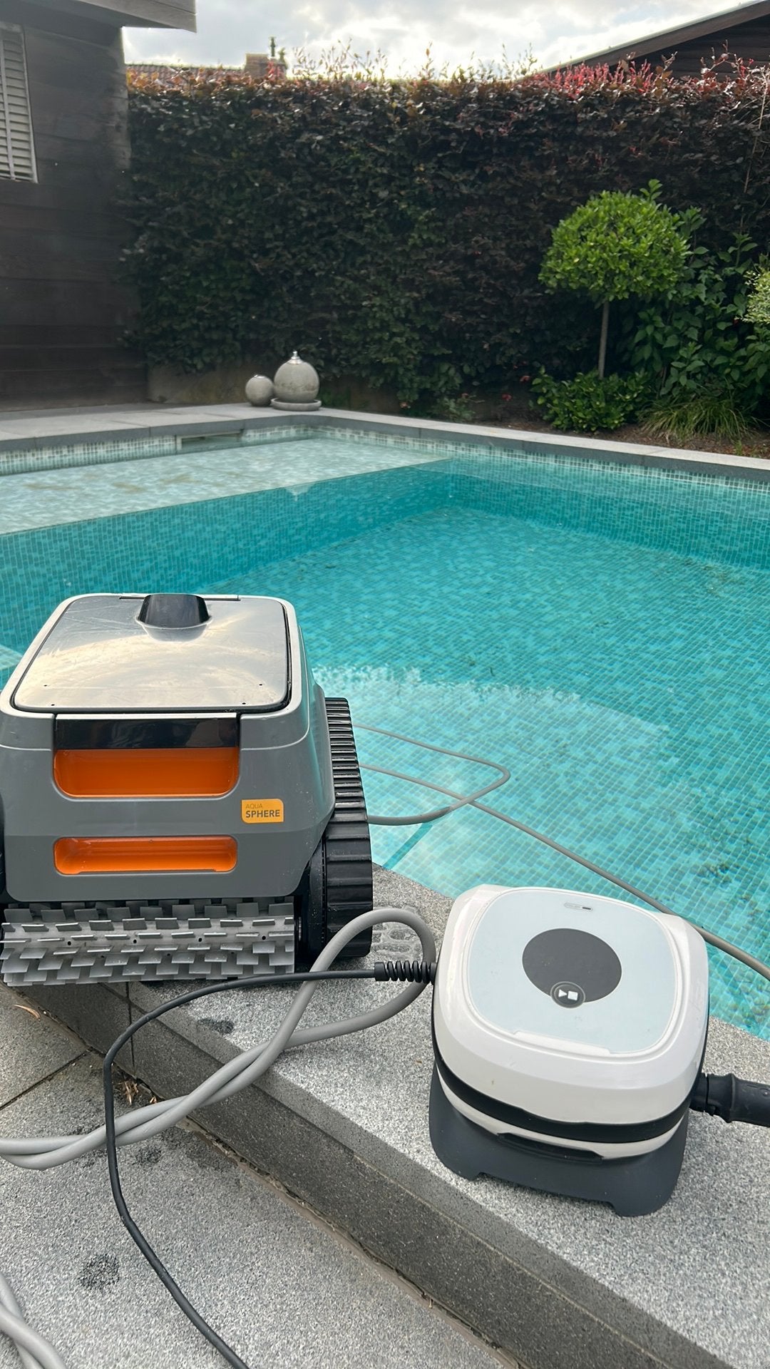 Zwembadrobot, Tuin en Terras, Ophalen, Zo goed als nieuw