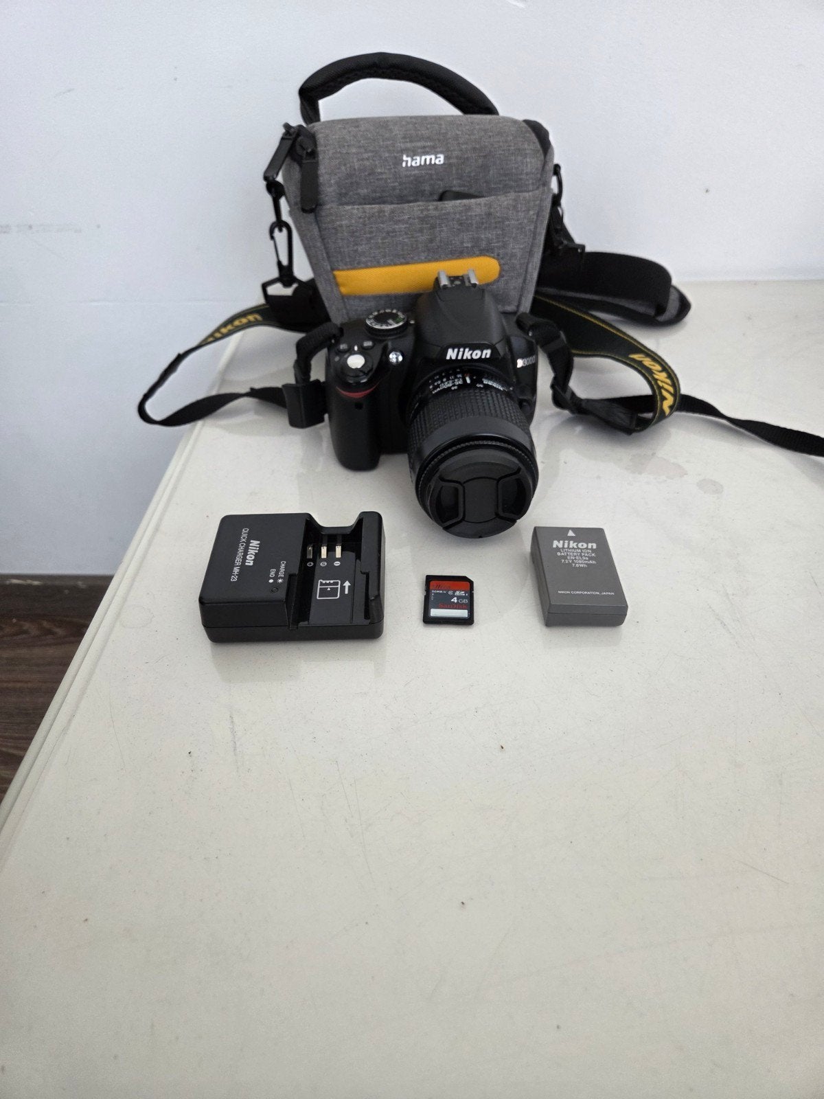 NİKON D3000, Audio, Tv en Foto, Fotocamera's Digitaal, Nikon, Accu, Geheugenkaart, Oplader, Ophalen