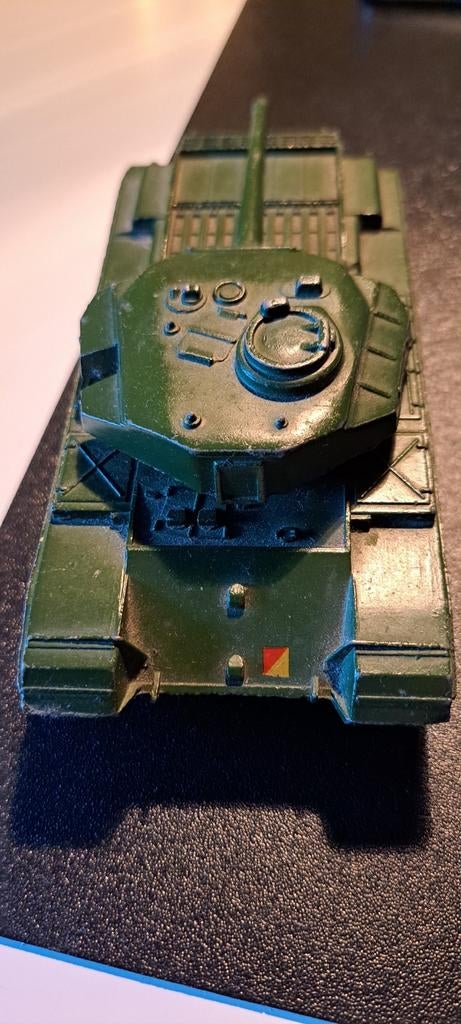 Supertoys Tank 651 Dinky, Envoi