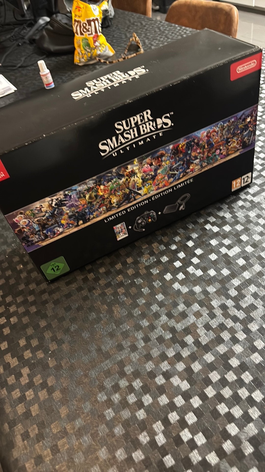 Super Smash Bros Ultimate: limited edition, Games en Spelcomputers, Ophalen of Verzenden, Nieuw, Vechten
