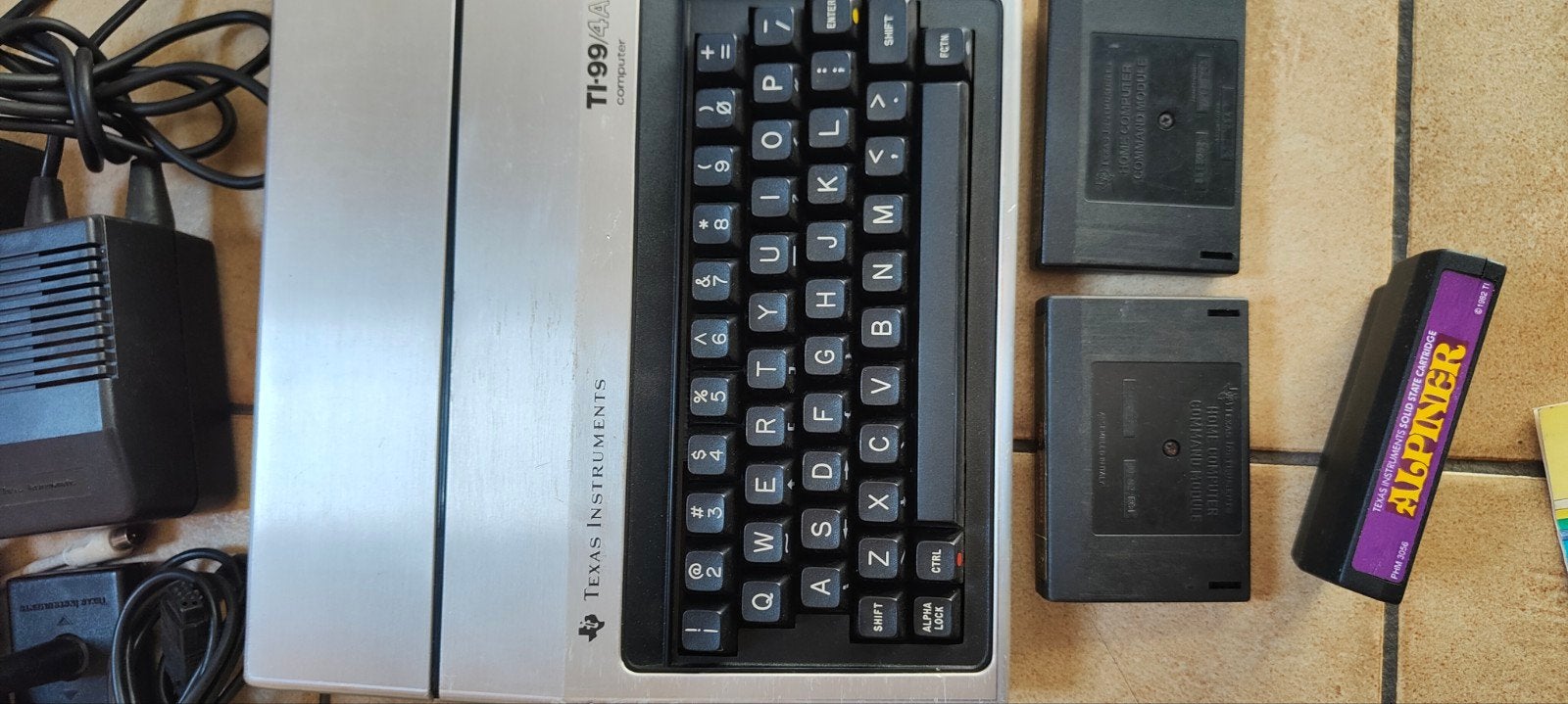 Vintage Texas Instrument TI 99A computer uit 1980, Computers en Software, Ophalen, Texas Instrument
