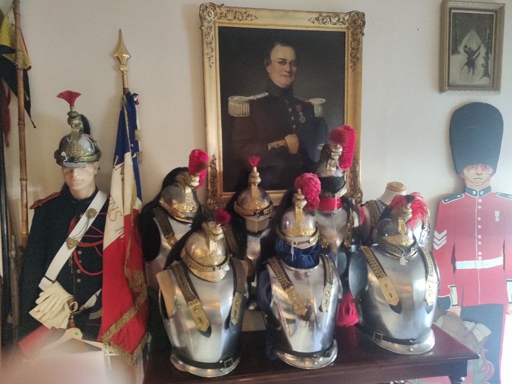Militaria " Le Bibelot " winkel, Enlèvement ou Envoi