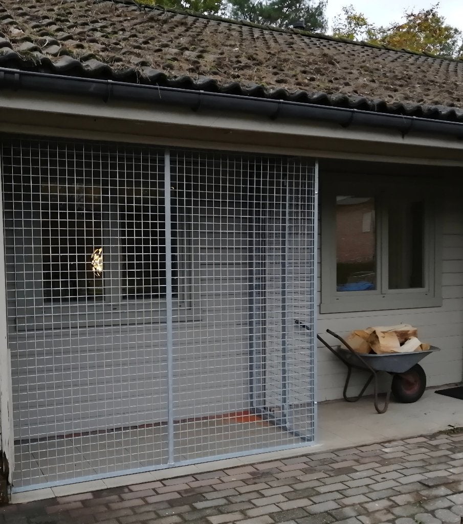 Kattenren 2,1m x 1 m breed met deur + dak, Dieren en Toebehoren, Ophalen, Hondenkennel, 110 cm of meer, 100 cm of meer