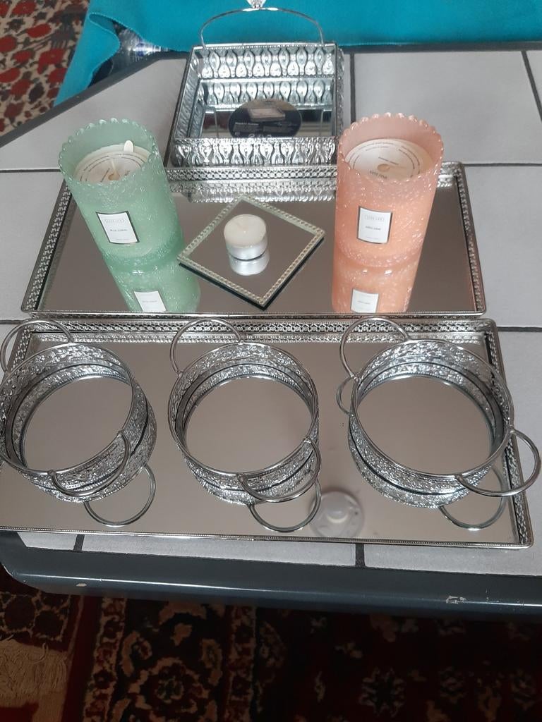 Spiegelplateaus met kaarsen en servetten houder enz..., Huis en Inrichting, Woonaccessoires | Dienbladen, Ophalen