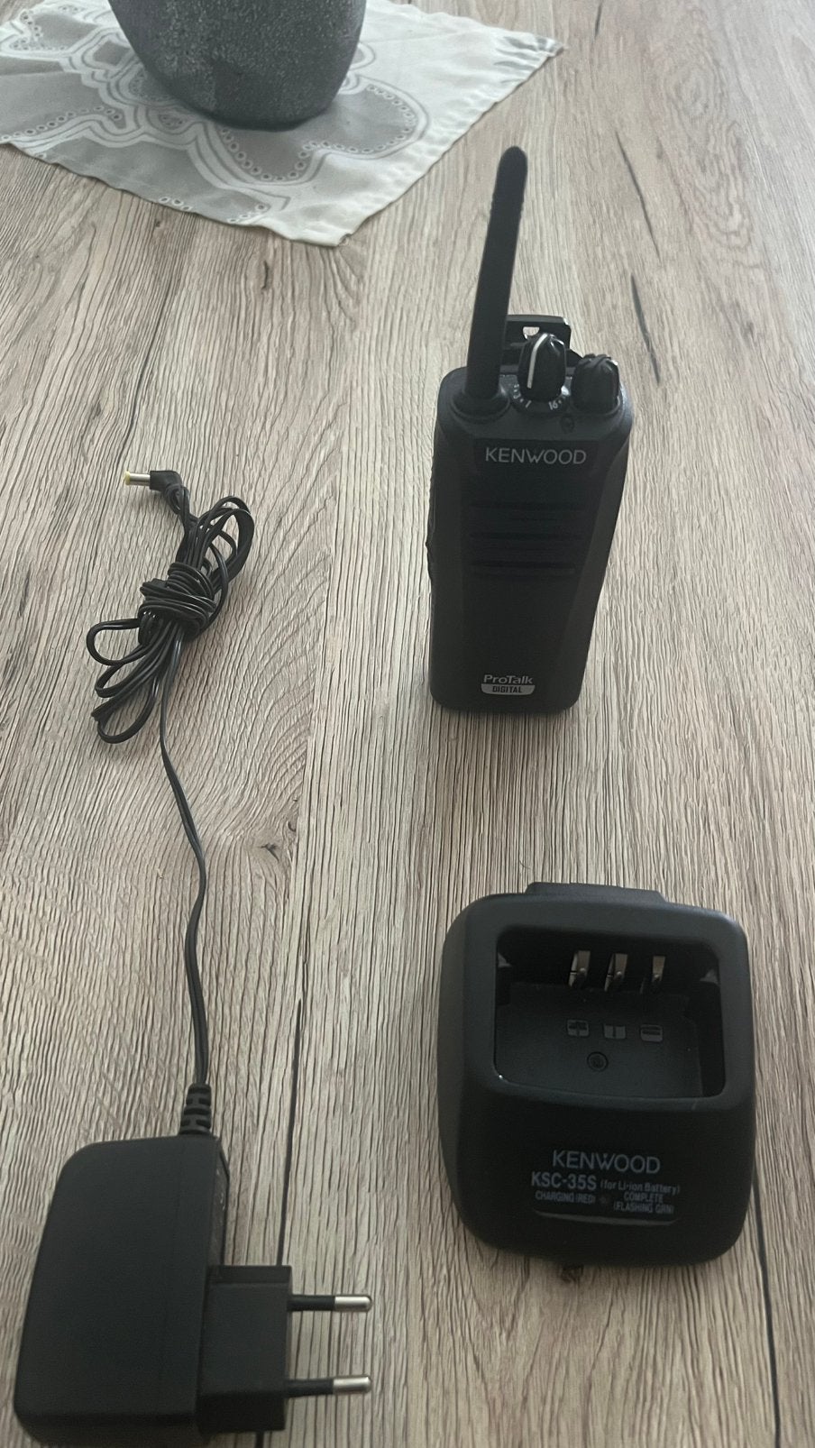 Kenwood portofoon TK3401d, Telecommunicatie, Ophalen of Verzenden, Zo goed als nieuw