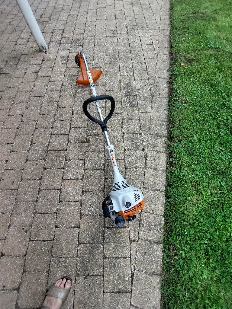 Kantenmaaier, Jardin & Terrasse, Stihl, Comme neuf, Enlèvement, 10 à 30 cm