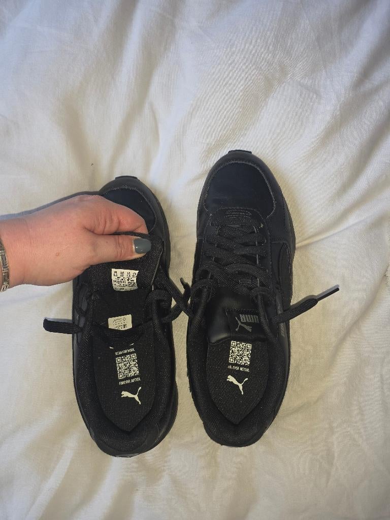 Basket Puma garçons, Enlèvement